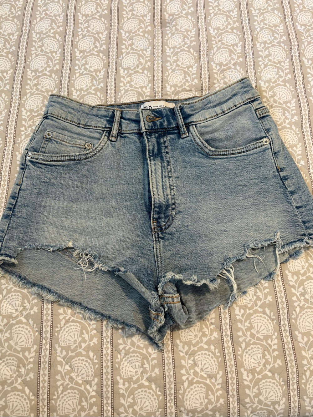Zara High-Waist Light Blue Denim Cutoff Shorts - Women